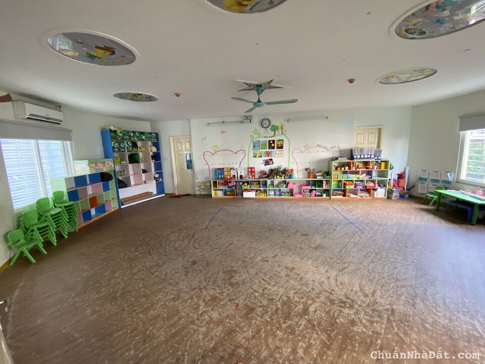 Cho thuê tòa nhà tại Xa La, Hà Đông, DT 1000m2, xd 300m2x7T, MT 100m. Sẵn ĐH, PCCC. Giá 170tr/th Cho thuê tòa nhà tại Xa La, Hà Đông, DT 1000m2, xd 300m2x7T, MT 100m. Sẵn ĐH, PCCC. Giá 170tr/th