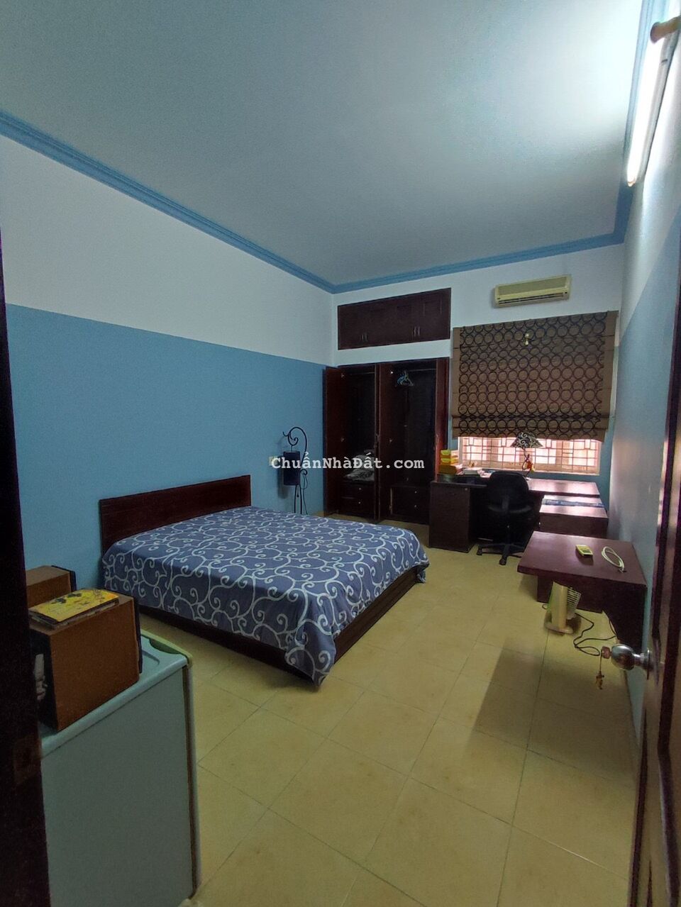 Hạ giá Bán nhà khu cư xá Nguyên Hồng phường 11 bình thạnh 4x18 đối diện khuôn viên cực đẹp