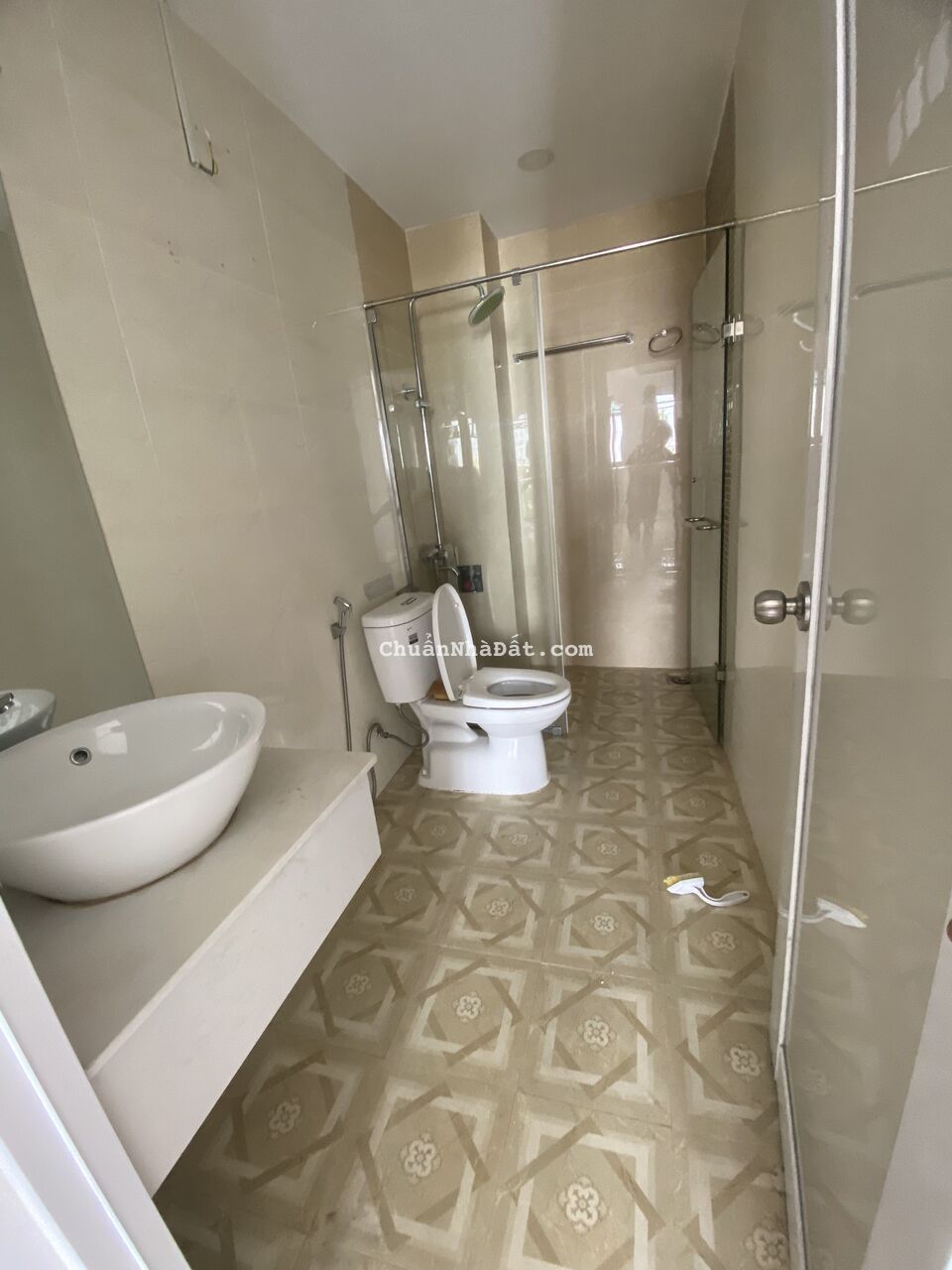 CC Bán nhà Mặt Tiền Trương Đăng Quế giao Nguyễn Thượng Hiền  phường 1 gò vấp  4x15 chỉ 8ty