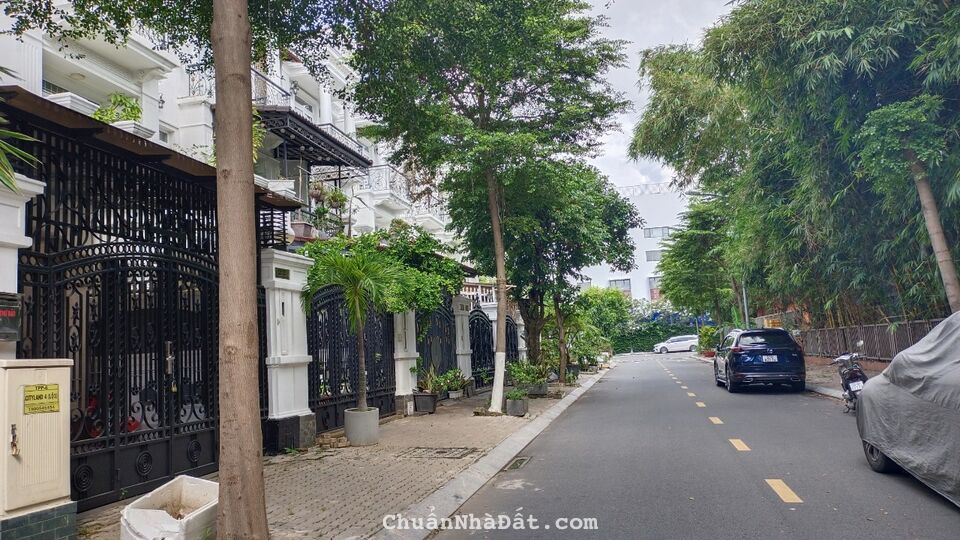 Bán căn hộ dịch vụ ĐƯỜNG TRỤC phường 13 bình thạnh 6x20 - 4tầng 15phòng - 60tr/tháng - 4tr/phòng