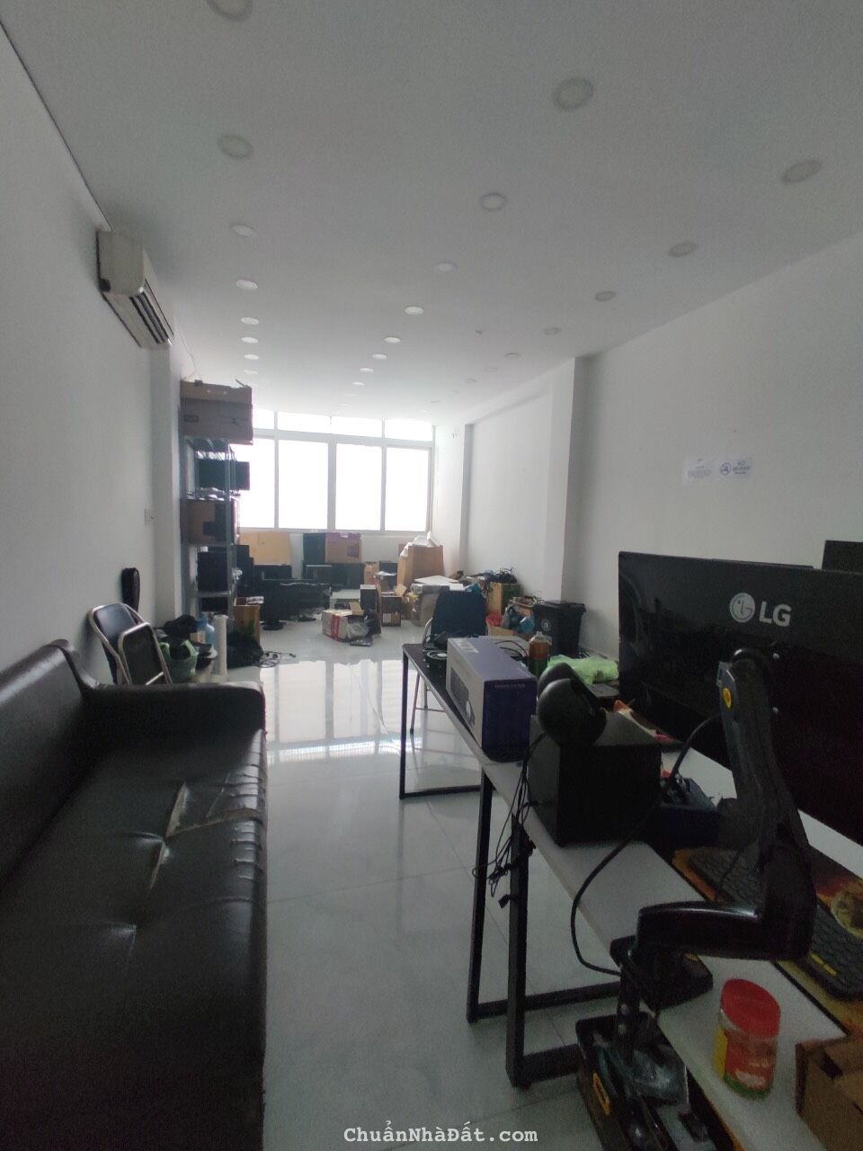 Bán nhà mặt tiền Nguyễn Văn Đậu, p11, 4.1x23.5m, 5 tấm, 21.5 tỷ