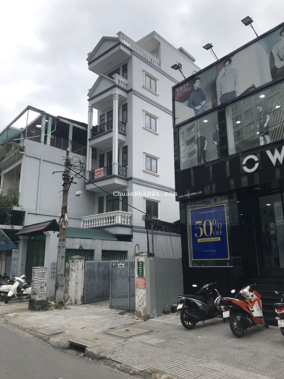 Chính chủ cho thuê MT Phan Đăng Lưu, 4x25m, Trệt 5 Lầu + thang máy giá 85tr Chính chủ cho thuê MT Phan Đăng Lưu, 4x25m, Trệt 5 Lầu + thang máy giá 85tr