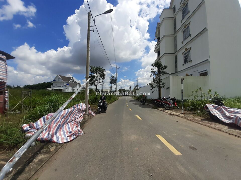 Bán gấp nền đẹp đường số 1 Nam Phong Ecotown giá tốt nhất