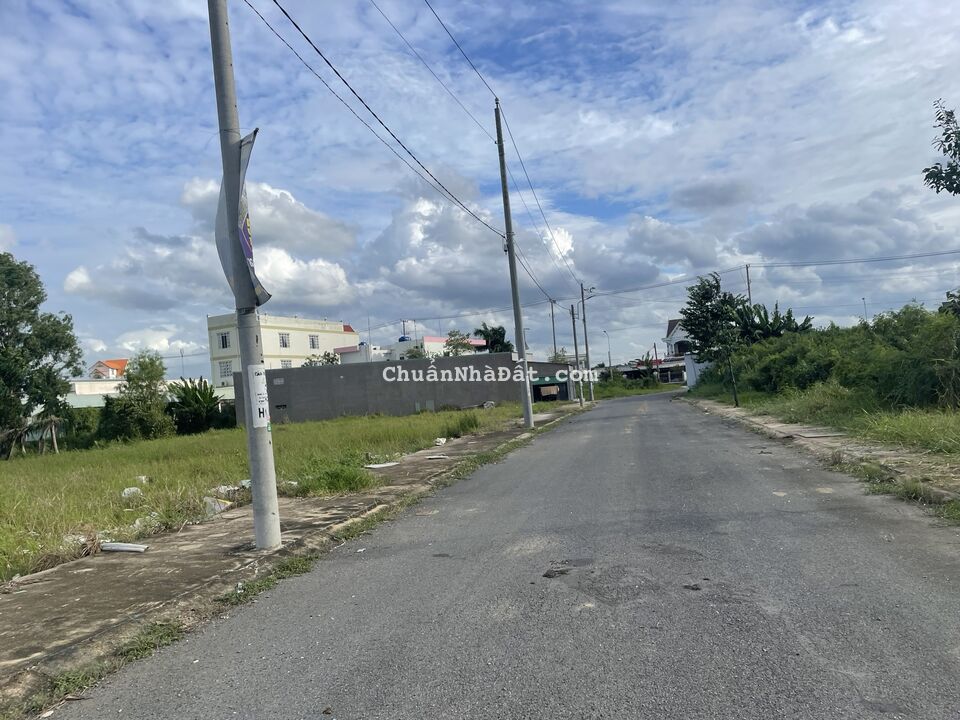 Bán gấp nền khu Ecotown 2 quốc lộ 50