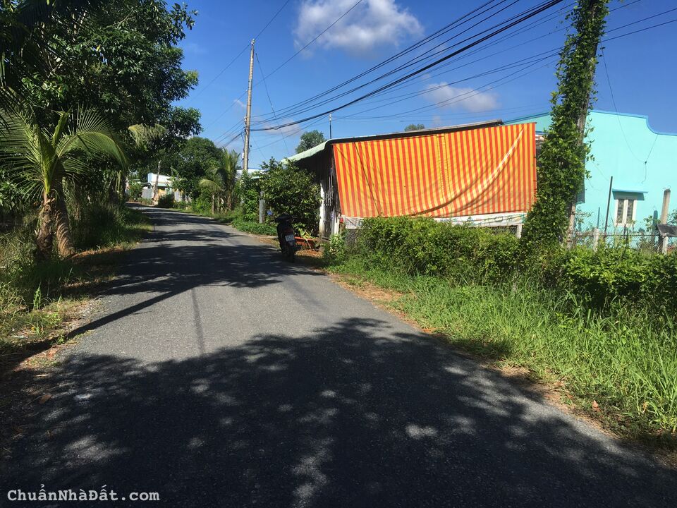 Bán gấp 521m2 đất vườn mặt tiền đường Tây Bắc