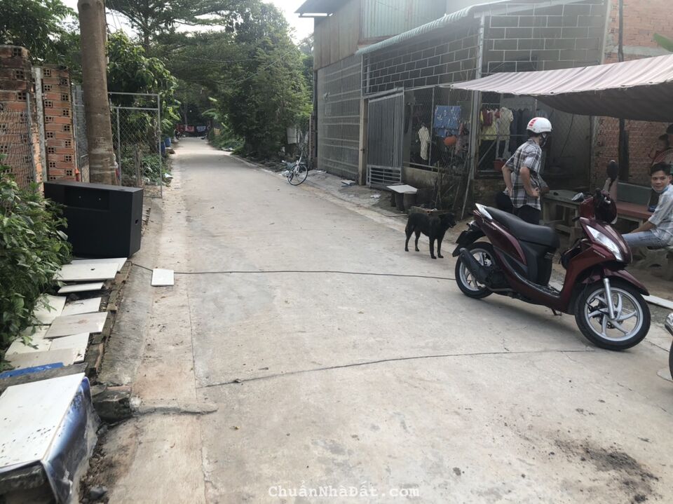 Chính chủ bán gấp lô đất 104m2 (6,5x17) sổ hồng riêng dân cư đông, cơ sở hạ tầng đầy đủ