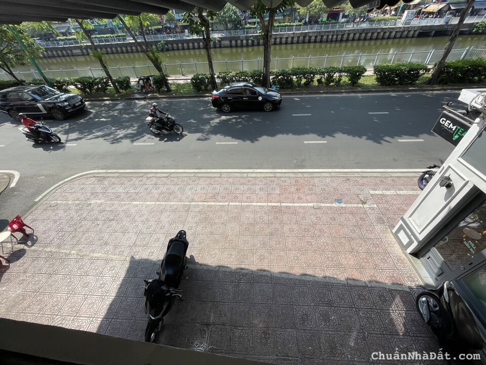 Bán Toà nhà 3 MT Trường Sa P12 Q3 9.7x7m Vuông Vức có TM 6 lầu Bán Toà nhà 3 MT Trường Sa P12 Q3 9.7x7m Vuông Vức có TM 6 lầu