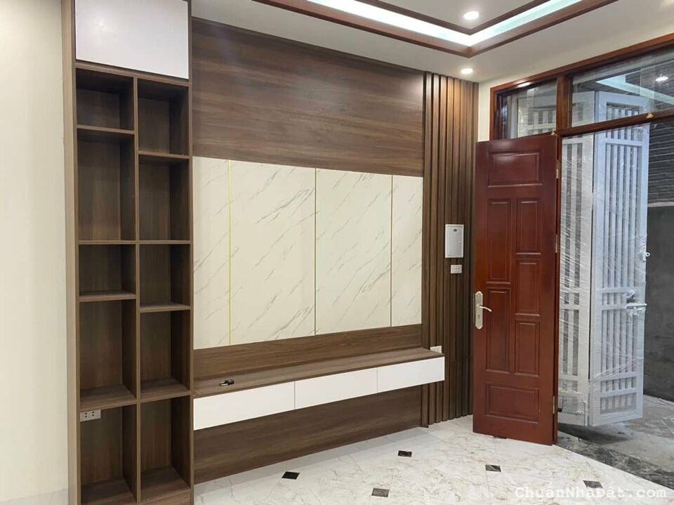 BÁN NHÀ 45M2 CHÍNH CHỦ- NGÕ PHAN ĐÌNH GIÓT – 5M RA NGÕ OTO TRÁNH – GIÁ BÁN 5.65 TỶ