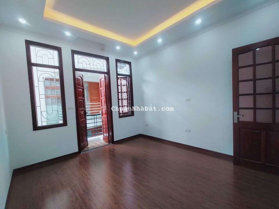 BÁN NHÀ RIÊNG 44M2 – NGÕ PHỐ VÕNG THỊ, TÂY HỒ - 100 M RA TỚI HỒ TÂY – GIÁ 6,5 TỶ