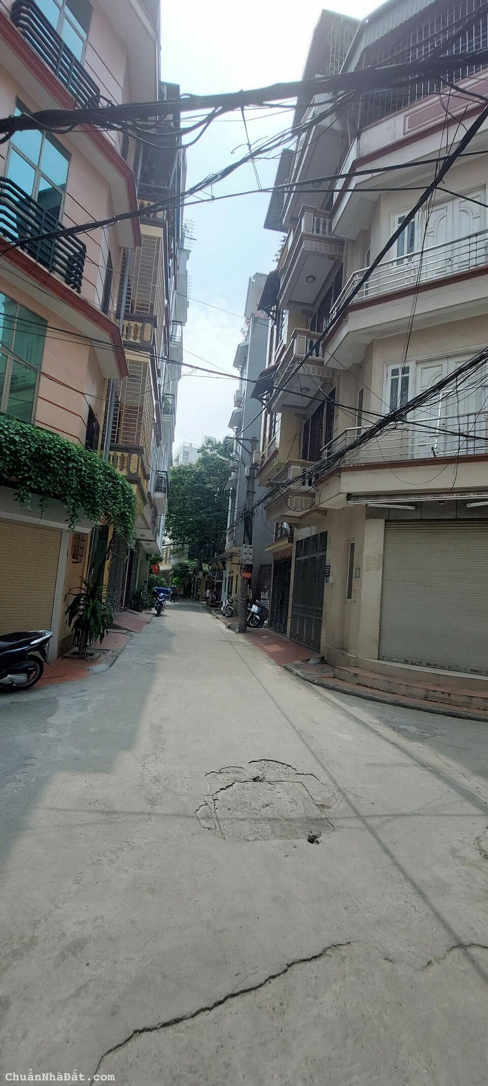 Cầu Giấy 55m 2 tầng MT5m giá chỉ 5 tỷ