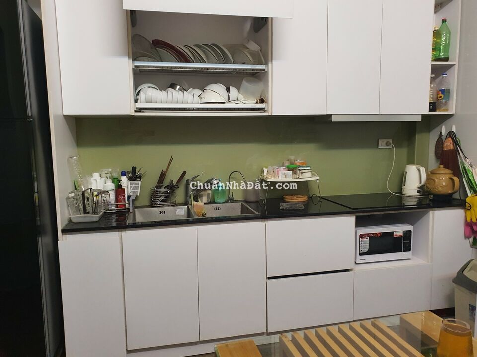 Đào Tấn sát phố 36m 5 tầng MT 4,6m giá chỉ 4 tỷ 650 triệu