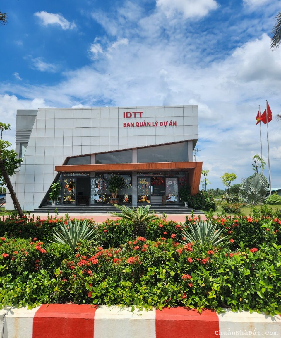 Bán đất nền Thổ cư mặt tiền ĐT 818 ngay Trụ sở Huyện uỷ Thủ Thừa Bán đất nền Thổ cư mặt tiền ĐT 818 ngay Trụ sở Huyện uỷ Thủ Thừa