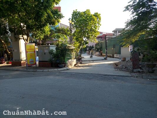 Bán đất Việt Hưng, Long Biên 50m2, MT 4m. Phân lô. Ôtô, Kinh doanh. 4,86 tỷ. Lh 0853092009. Bán đất Việt Hưng, Long Biên 50m2, MT 4m. Phân lô. Ôtô, Kinh doanh. 4,86 tỷ. Lh 0853092009.