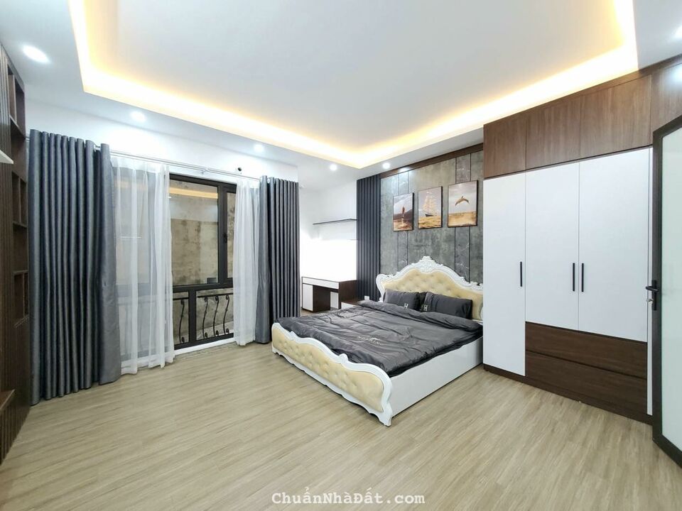 Bán nhà Ngõ 176 Trương Định, Hoàng Mai 32m2 5T, mới đẹp, ở luôn, 3 tỷ 200