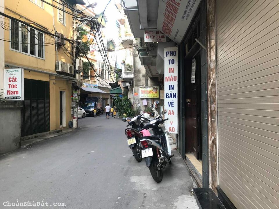 Bán nhà Phố Giáp Bát, Quận Hoàng Mai, 48m2 4T, 5 Ngủ, 20m ra phố, nhỉnh 3 tỷ