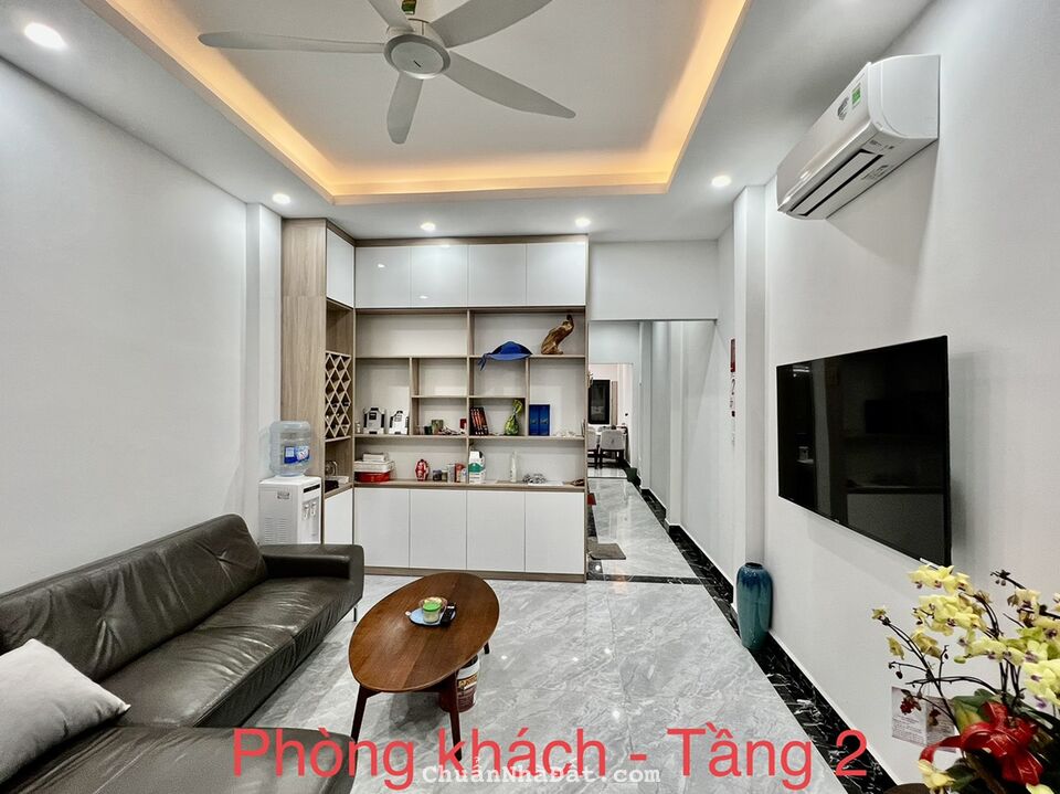 Cần bán gấp nhà phố Mai Dịch,58m2, 6T, phân lô, ô tô dừng đỗ ngày đêm, 14 tỷ Cần bán gấp nhà phố Mai Dịch,58m2, 6T, phân lô, ô tô dừng đỗ ngày đêm, 14 tỷ