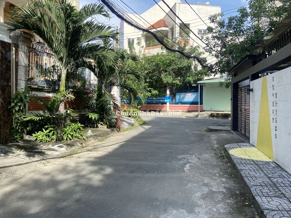 Bán Biệt Thự Võ Oanh, P.25, Q.Bình Thạnh,DT:10x13m, HĐT:Tr/th, Giá 24 Tỷ