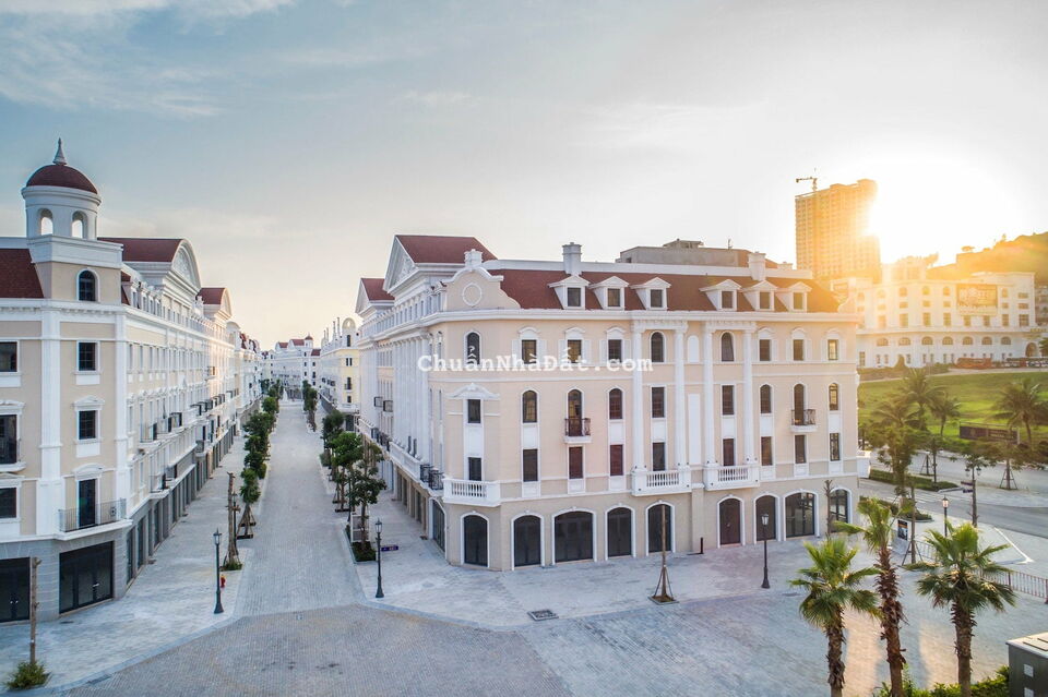 Bán Khách Sạn 5 tầng MT 7,5m x 120m2 x 16 phòng mặt đường Hạ Long phù hợp Kinh Doanh LH 0868118688