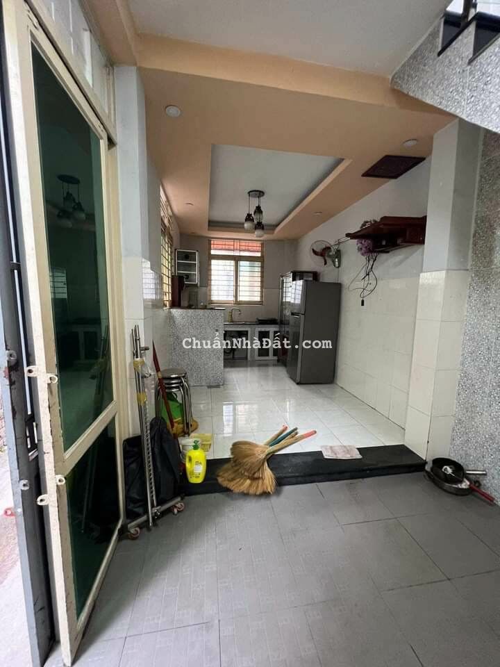 2 tỷ 9 - Bán Nhà sát Nguyễn Kiệm , Phường 3 - Gò Vấp - Đang cho thuê 9tr5 2 tỷ 9 - Bán Nhà sát Nguyễn Kiệm , Phường 3 - Gò Vấp - Đang cho thuê 9tr5