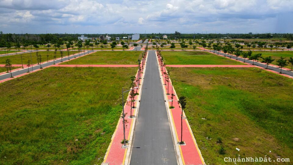 Bán Đất Mặt Tiền TTHC Long An - 100m2 Đất ODT Chỉ 900tr 