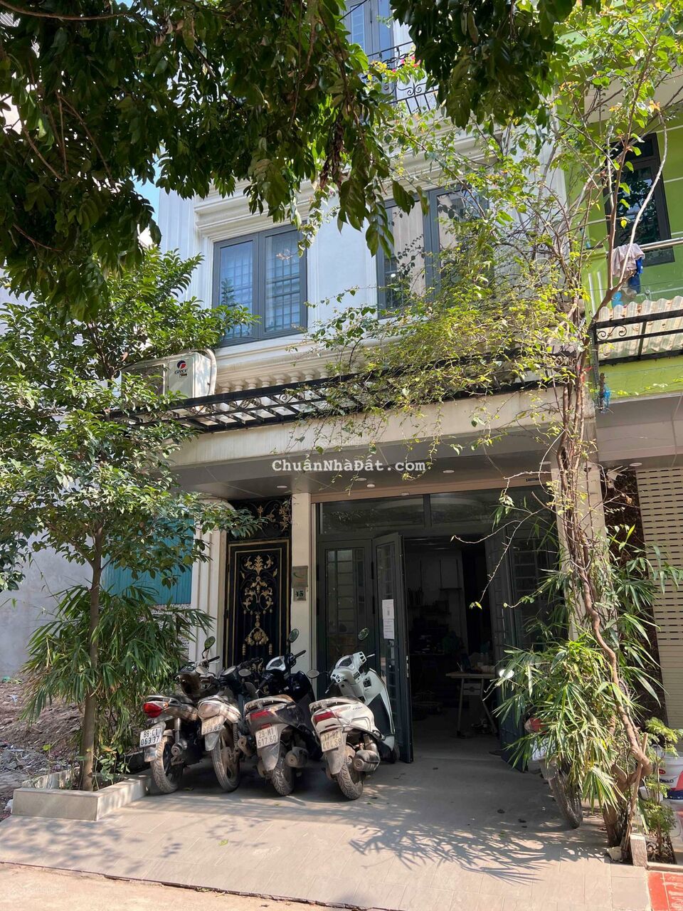 Bán liền kề Tổng Cục V Tân Triều Thanh Trì, DT 100m2, 4 tầng, thang máy, gara ô tô, 13.3 tỷ!