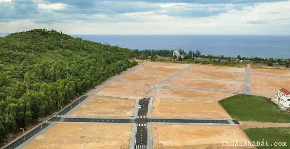 CẦN BÁN NGAY 3 LÔ LIỀN KỀ CỦA TÔI ĐẤT VEN BIỂN ĐÁ NHẢY Ở QUẢNG BÌNH (ĐẤT ĐÃ CÓ SỔ HỒNG 100%)