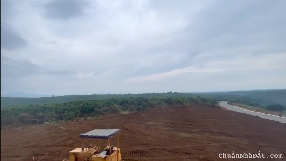 HOT !!! ĐẤT NỀN NGHỈ DƯỠNG VIEW ĐỒI - NÚI SĂN MÂY GIÁ 7,5TR/M2 !!!!