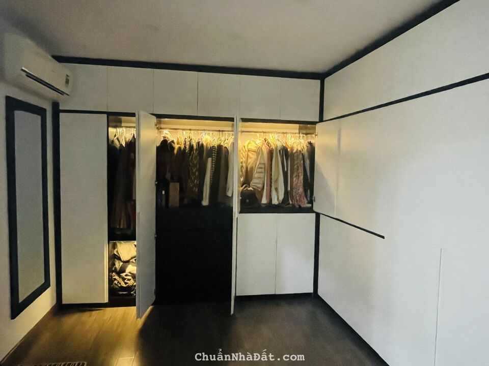 Căn hộ chung cư số 6 Đội Nhân, Ba Đình 108m2, 3 ngủ 2vs, 1 Pòng khách, Chỉ: 4,1 tỷ