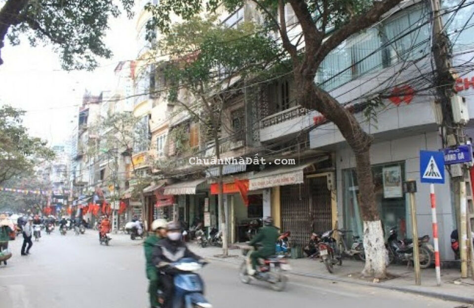 Nhà mặt phố Hàng Gà, Hoàn Kiếm 152m2, Kinh doanh Đỉnh, Giá chỉ: 75 tỷ