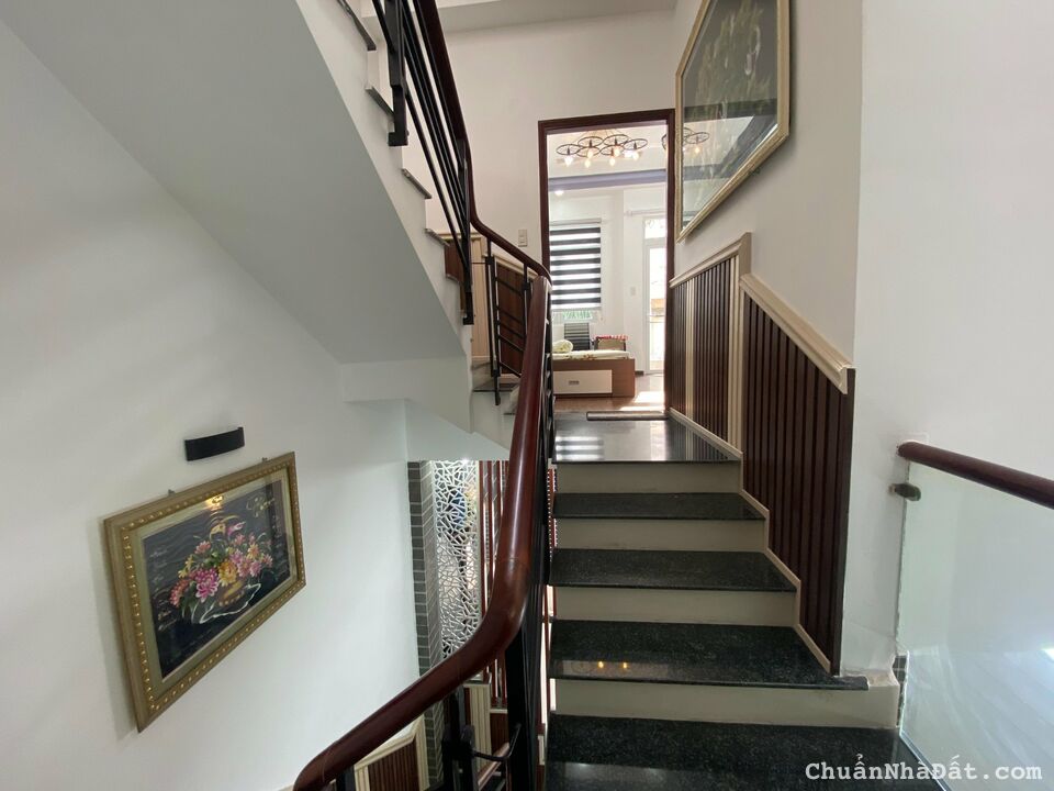 🤜Bán nhà HXH rộng 60,1m2🍀1 trệt 2 lầu giá 5 tỷ 8🍀đường Bờ Bao Tân Thắng quận Tân Phú🤛