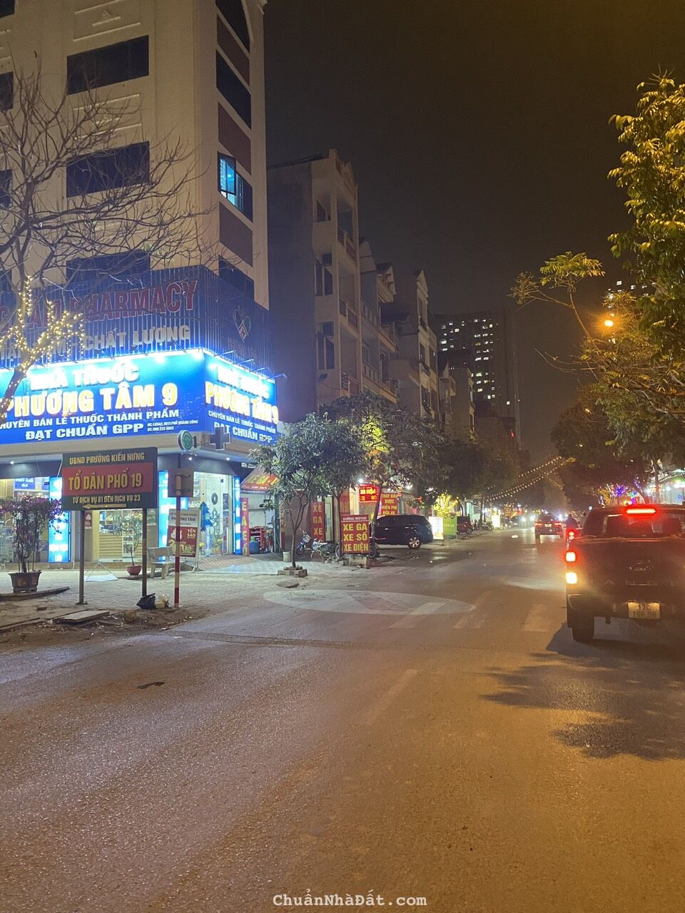 Bán đất vị trí đẹp nhất mặt phố Hoàng Công - Kiến Hưng