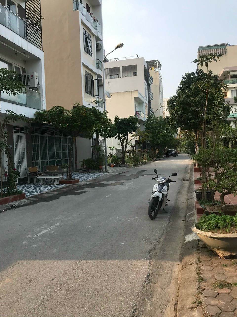 Chính chủ cho thuê nhà c4 có gác xép KĐT Kiến Hưng. Có điện 3 pha Chính chủ cho thuê nhà c4 có gác xép KĐT Kiến Hưng. Có điện 3 pha