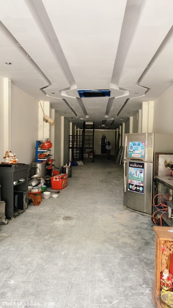 Xuất ngoại. Chính chủ HẠ GIÁ bán gấp nhà 1 trệt, 3 lầu, MT Tô Ký, Q12, sang tên ngay Xuất ngoại. Chính chủ HẠ GIÁ bán gấp nhà 1 trệt, 3 lầu, MT Tô Ký, Q12, sang tên ngay