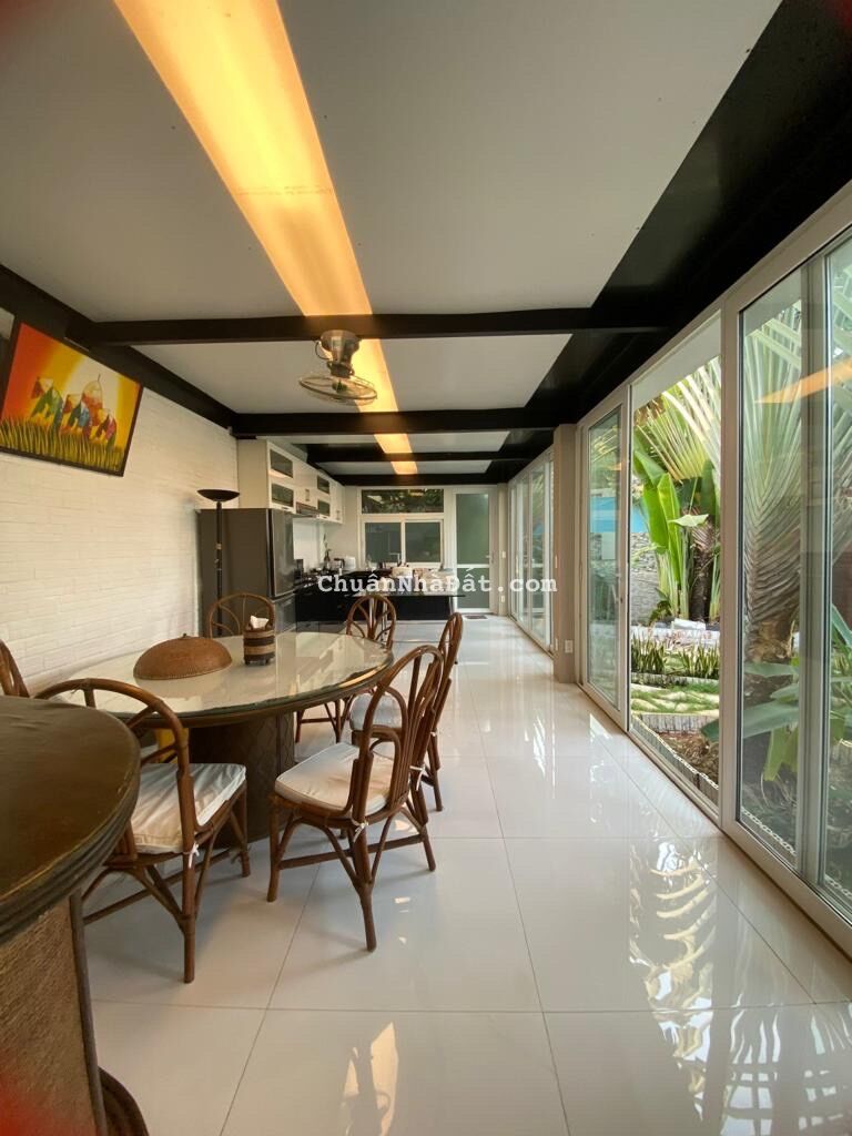 Định cư nước ngoài, Giảm ngay 1 tỷ cần bán gấp biệt thự 383m2 trệt lửng 2 lầu, An Phú Đông Q12