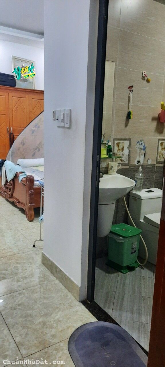 CHO THUÊ NHÀ 3 LẦU 4X20M MT KINH DOANH FULL NỘI THẤT, 25TR/THÁNG