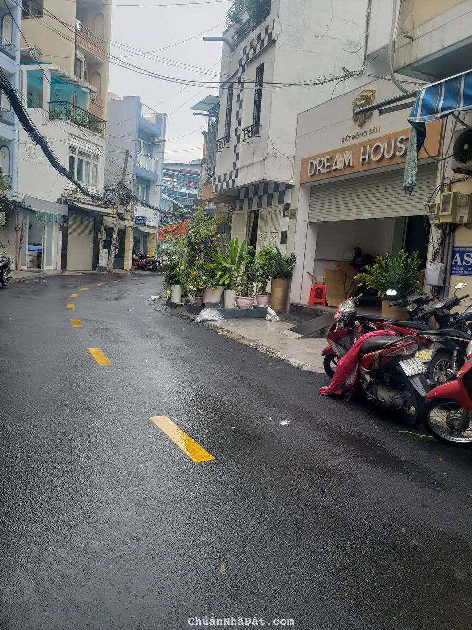 Nhà 1 lầu MT đường Nguyễn Lâm, P.6, Q.10 , DT 5x14m giá 20tr/thang