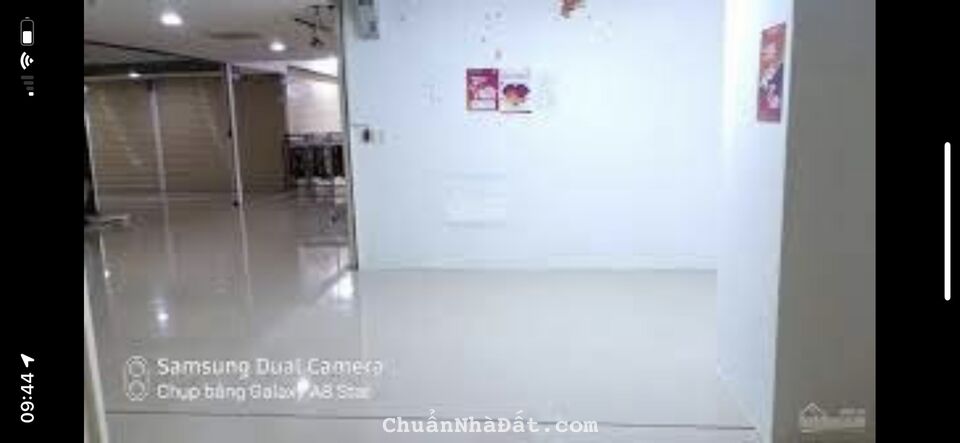 Cho thuê Kiot tại Oriental Plaza ( TOPS Market Âu Cơ )