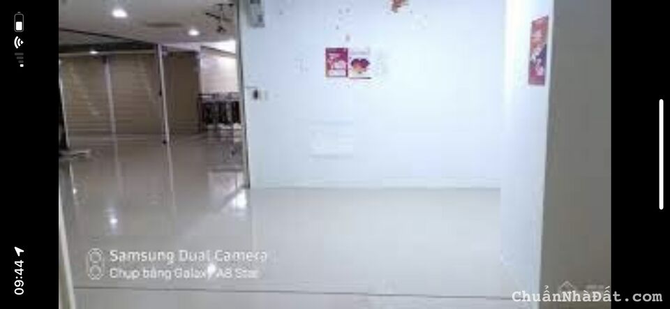 Cho thuê Kiot tại Oriental Plaza ( TOPS Market Âu Cơ )