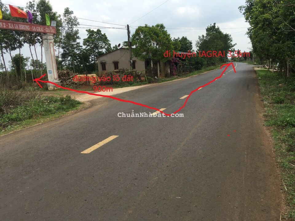 IAHRUNG ,IAGRAI ,GIA LAI :Sale sập sàn chỉ còn 380tr có ngay lô đất cách thị trấn ia kha 4km.  Có 4