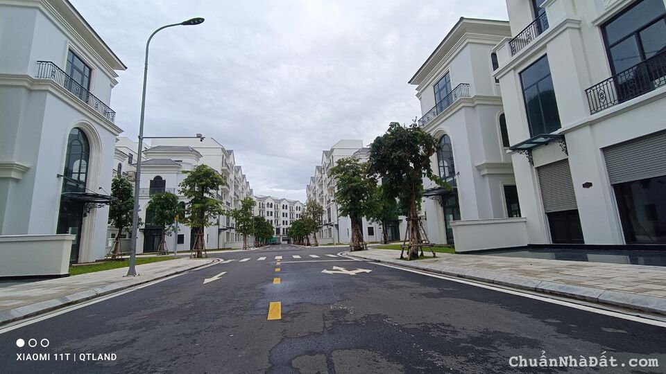 Chuyên giỏ hàng shop kinh doanh Vinhomes Grand pank 