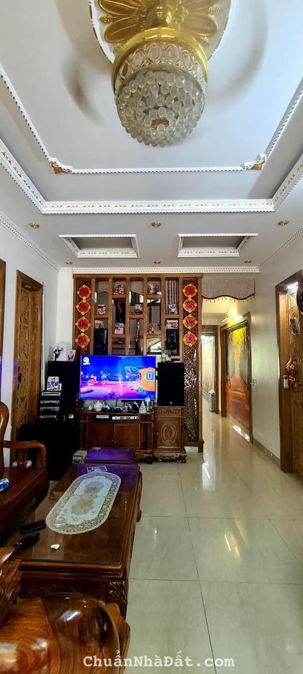 Bán nhà 4 tầng mặt phố Trần Khát Chân, ph Thanh Bình, TP HD, 54m2, mt 4m, 4 ngủ, 3.7 tỷ