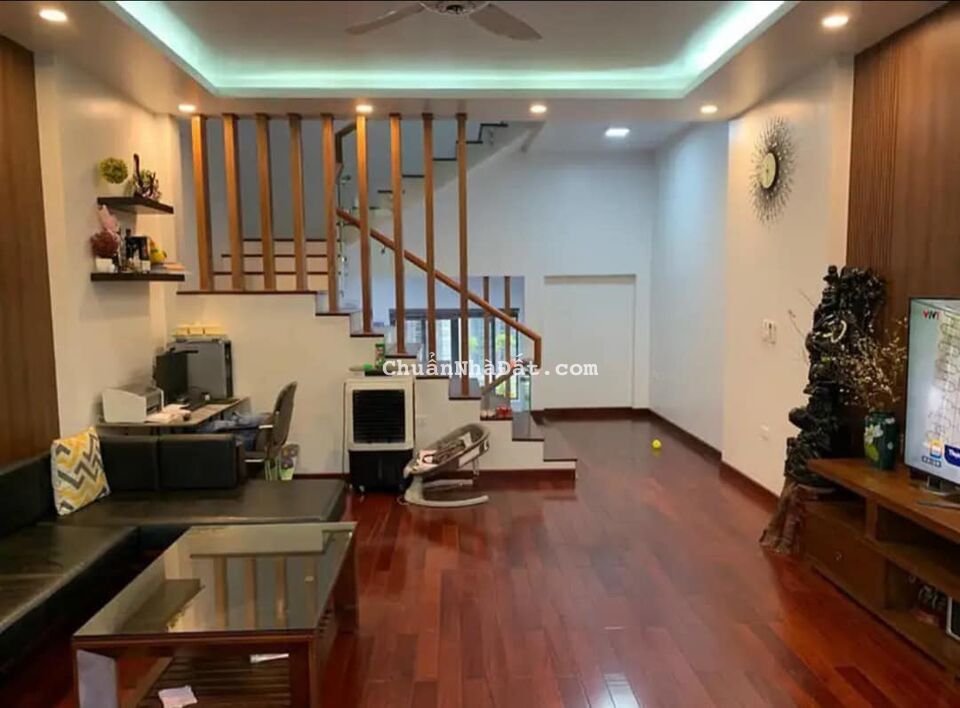 Bán nhà mặt đường đôi Hoàng Quốc Việt, TP Hải Dương, 65m2, mt 5m, 4 tầng, giá 6.x tỷ Bán nhà mặt đường đôi Hoàng Quốc Việt, TP Hải Dương, 65m2, mt 5m, 4 tầng, giá 6.x tỷ