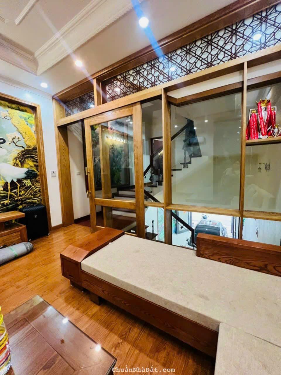 Bán nhà 4 tầng KĐT Vạn Phúc, ph Thanh Bình, TP HD, 70m2, mt 4.6m, 4 ngủ, 3vs, gara oto