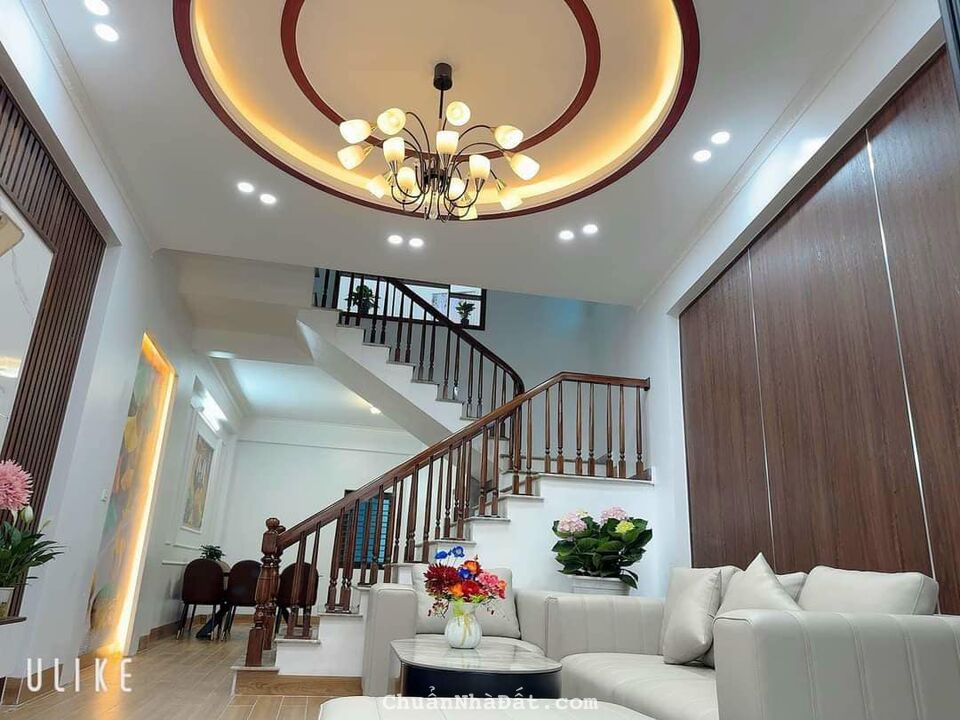 Bán nhà 3 tầng ngõ phố Tuệ Tĩnh, TP HD, 50m2, 3 ngủ, 3 vs, ngõ oto vào tận nơi, giá tốt