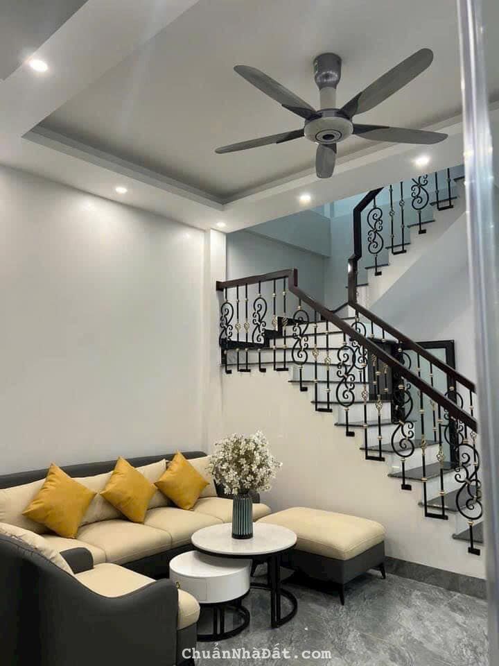 Bán nhà 3 tầng ngõ phố Phạm Ngũ Lão, TP Hải Dương, 42.1m2, 3 ngủ, vị trí trung tâm