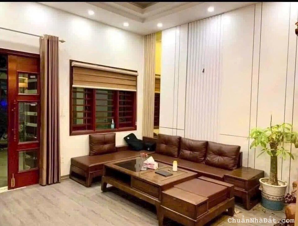 Bán căn nhà 2.5 tầng ngõ phố Đỗ Ngọc Du, ph Phạm Ngũ Lão, TP HD, 66m2, mt 4.5m, 3 ngủ