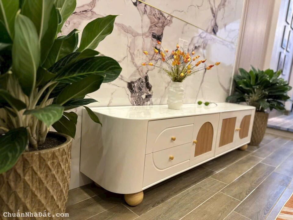 Bán nhà 3 tầng, 3 ngủ, 43.5m2 rất đẹp ngõ phố Vũ Hựu, ph Thanh Bình, TP HD, 2 vs, chỉ 2.55 tỷ