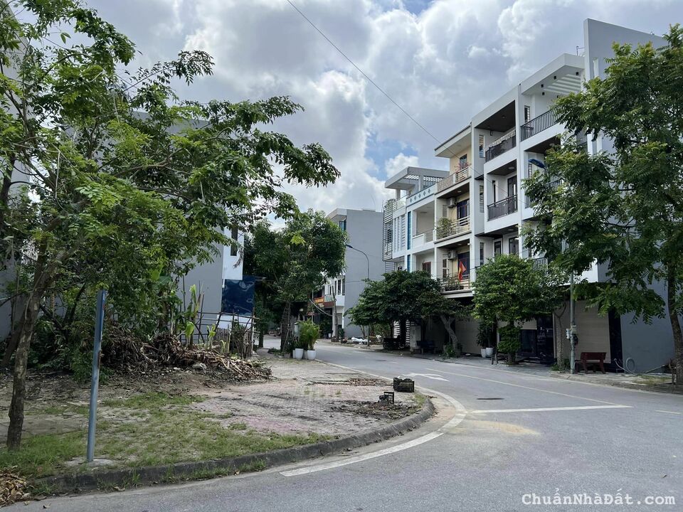 Bán lô góc nhà vườn mặt phố Trần Khắc Chung KĐT Tuệ Tĩnh, TP HD, 128.9m2, chỉ 6.5x tỷ