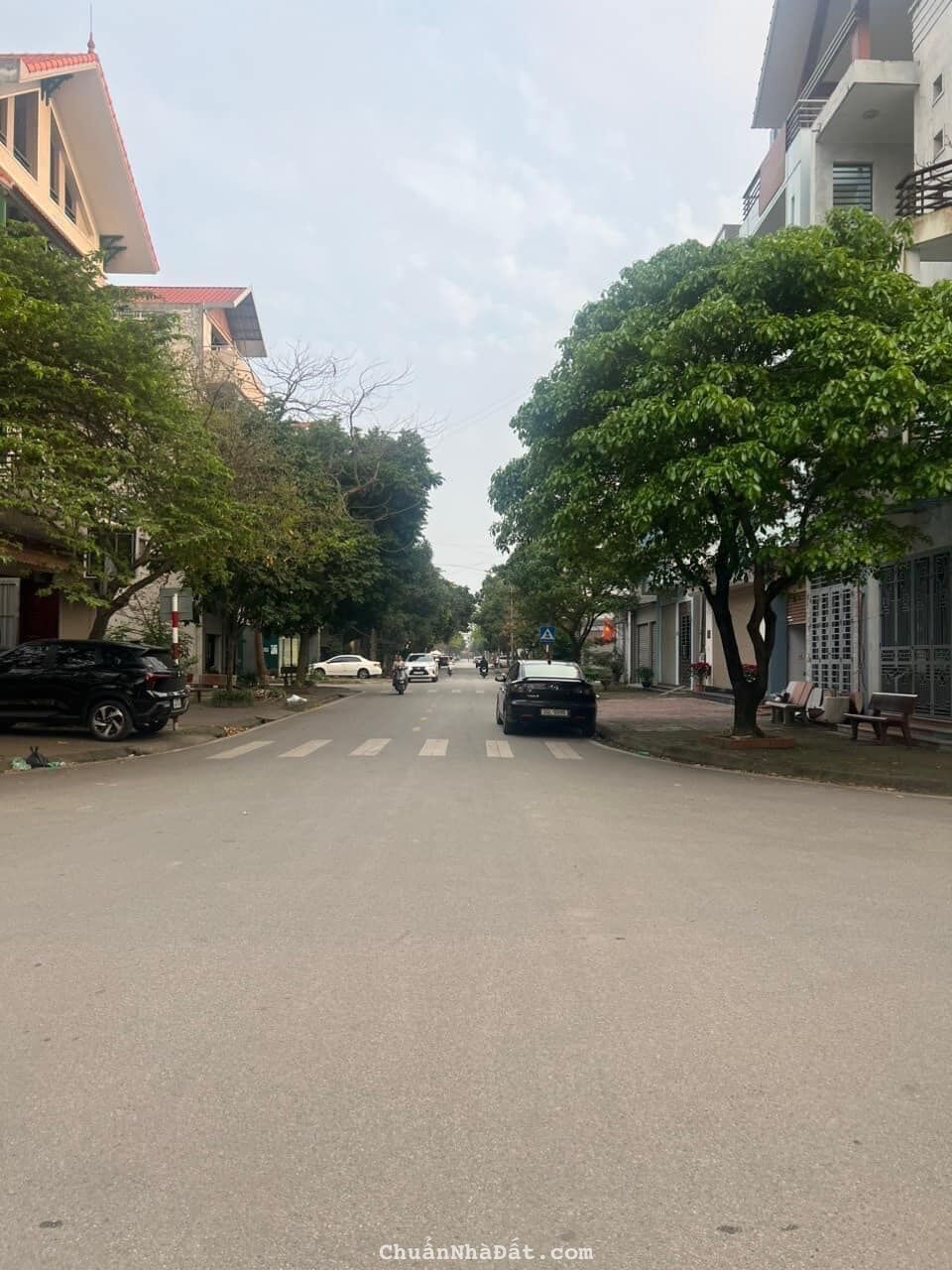 Bán đất biệt thự mặt phố Cao Thắng, KĐT Tuệ Tĩnh, TP HD, 160m2, mt 10m, đường 13.5m