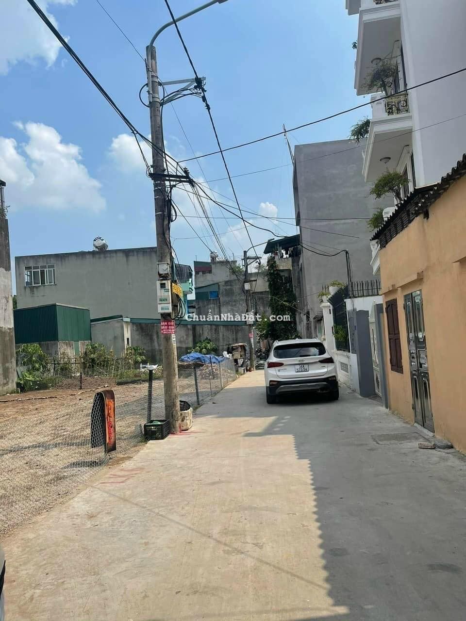 Bán lô đất ngõ 3 Nguyễn Chí Thanh, ph Tân Bình, TP HD, 60m2, mt 5m, đường oto tránh nhau